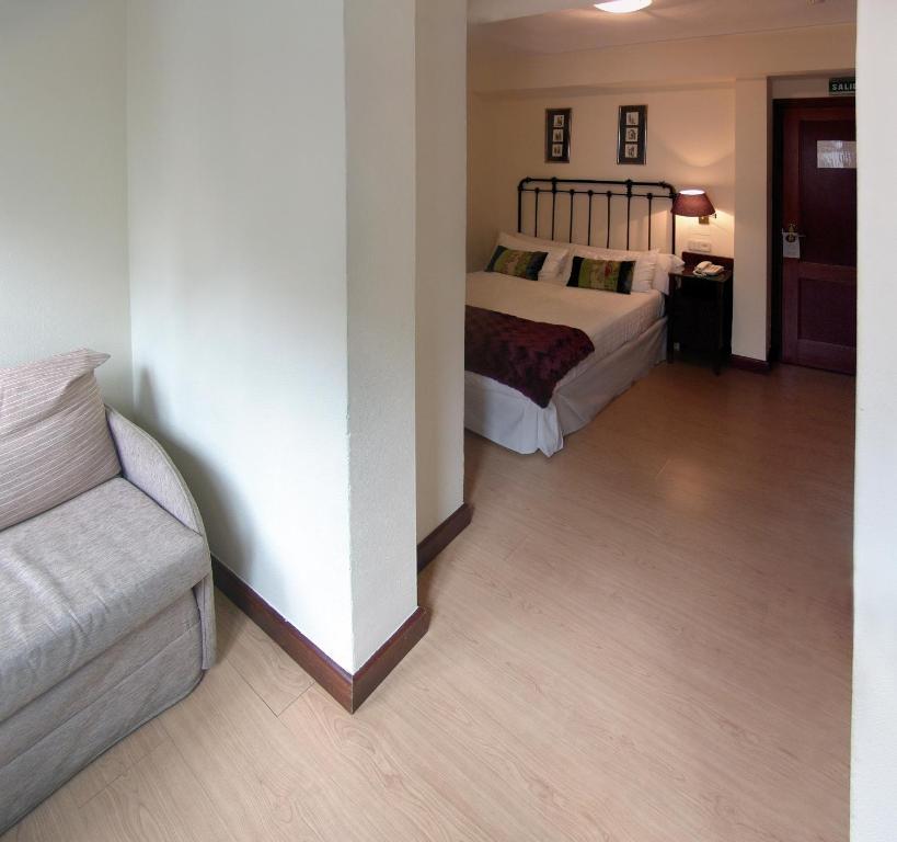 Hotel Real Santiago de Compostela Pokoj fotografie